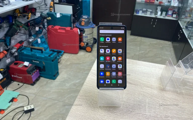 Infinix smart 8 4/128