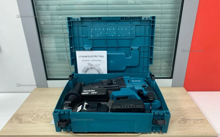 Аккумуляторный перфоратор Makita HR004GZ