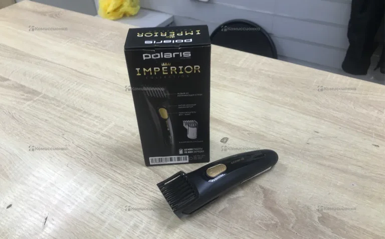 Машинка для стрижки Polaris.