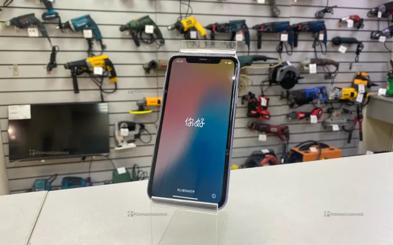 Apple iPhone 11 4/64 ГБ