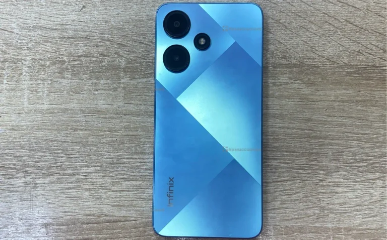 Infinix Hot 30i 4/128 ГБ