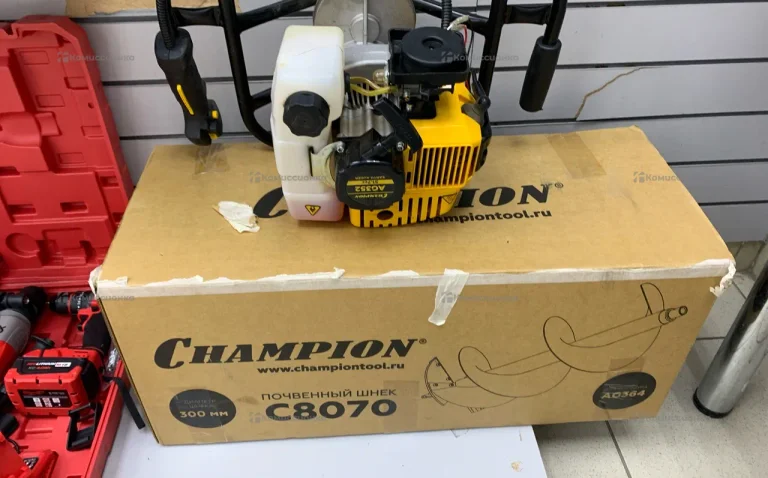Мотобур CHAMPION AG352 + Почвенный шнек C8070