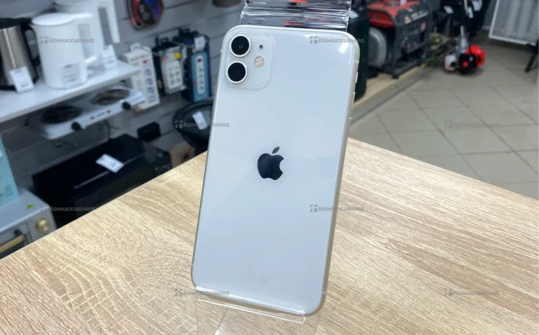Apple iPhone 11 4/64 ГБ