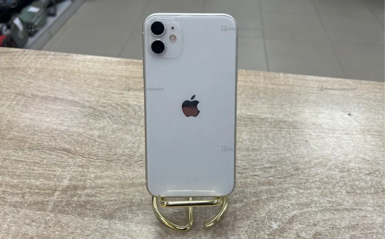 Apple iPhone 11 4/128 ГБ