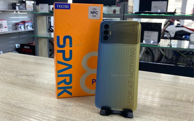 Tecno Spark 8P 4/128 ГБ