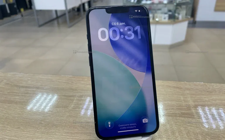 Apple iPhone 13 4/128 ГБ