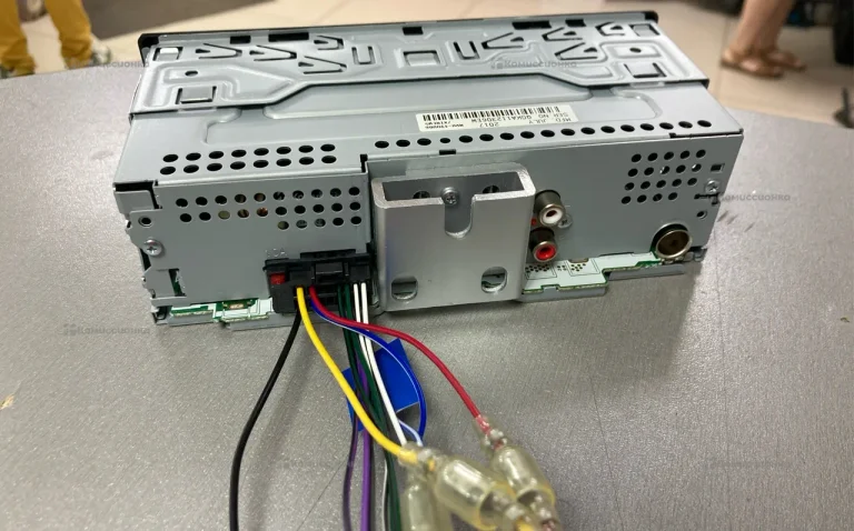 Автомагнитола  Pioneer MVH-190UBG