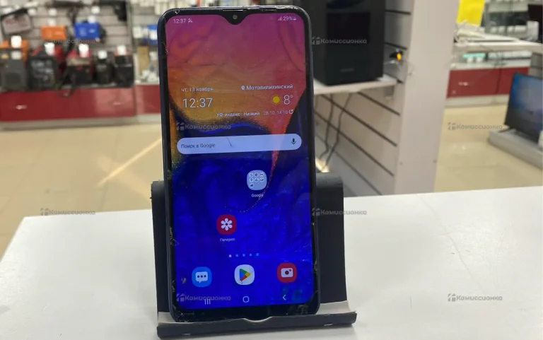 Samsung Galaxy A10 2/32 ГБ