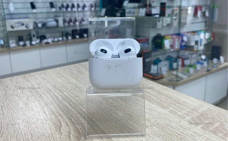 Наушники  Apple