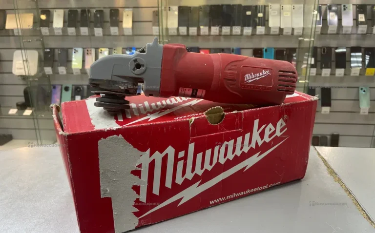 УШМ Milwaukee AG 8-125 Q