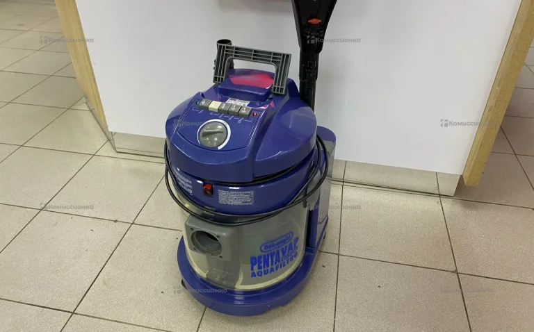 Пылесос  Delonghi E 110 MADPPA