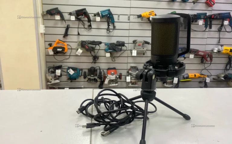 Mикрофон FiFine A6W