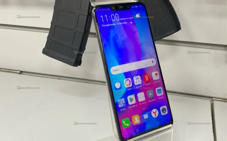 Huawei nova 3 4/128 ГБ