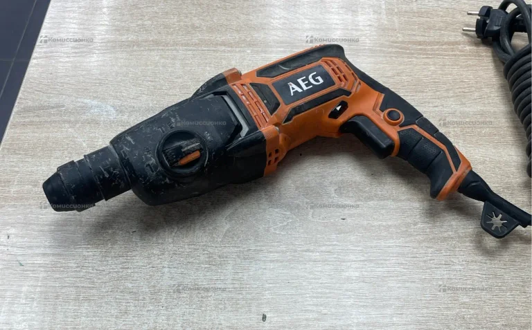 перфоратор AEG KH 24 IE