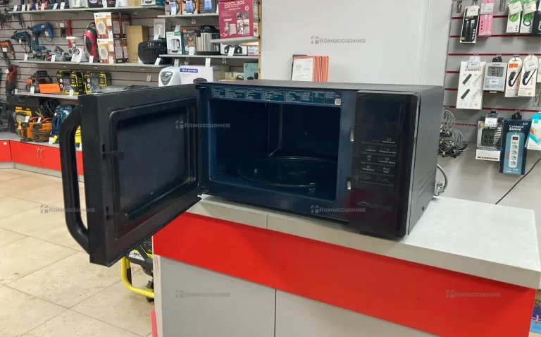 Микроволновая печь  Samsung ms23k3513ak