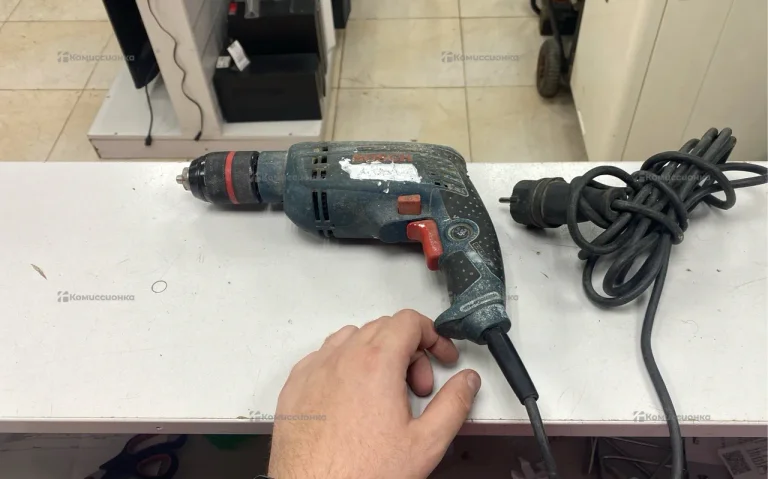 Дрель сетевая Bosch