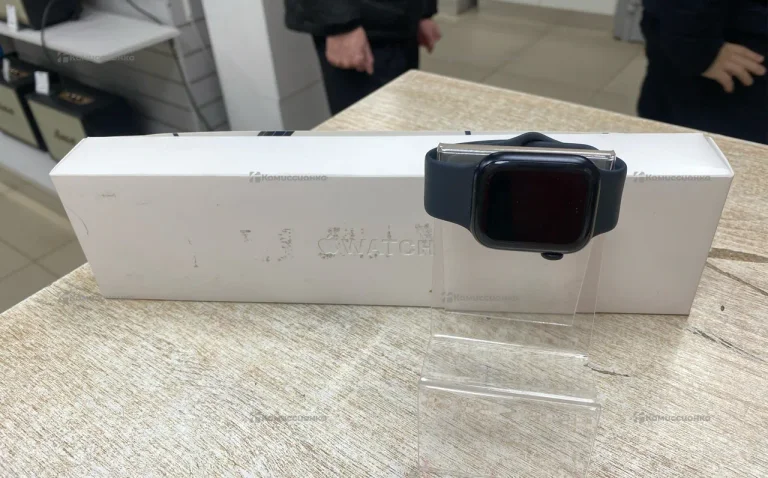 Часы Apple Watch 8 41mm