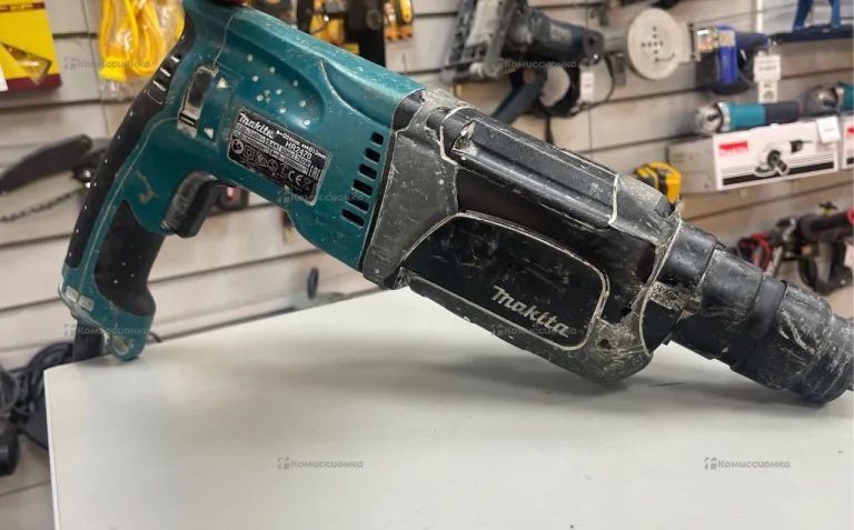 Перфоратор makita HR2470