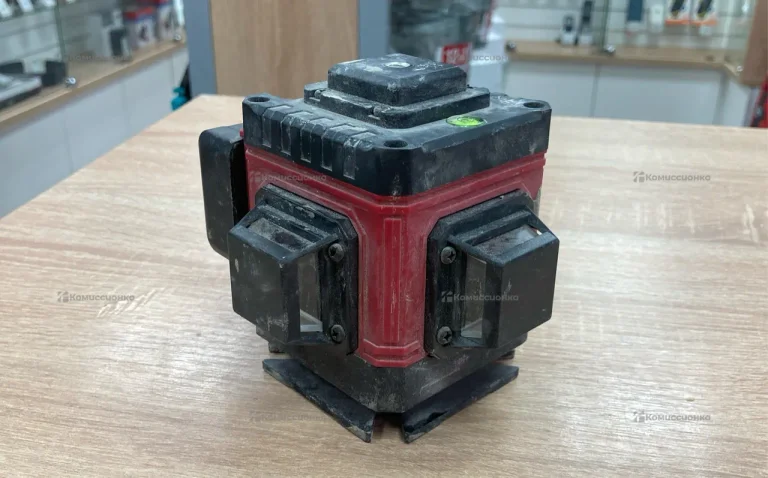 Лазерный Уровень Elitech 12l