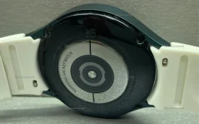 Часы Galaxy Watch 4