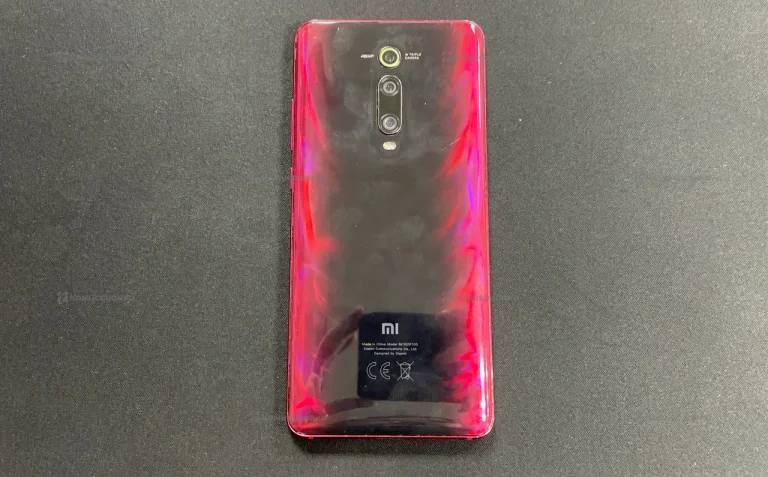 Xiaomi Mi 9T 6/64 ГБ