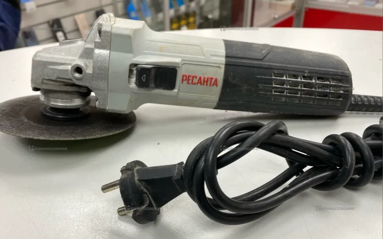 Углошлифовальная машина Ресанта УШМ-115/800