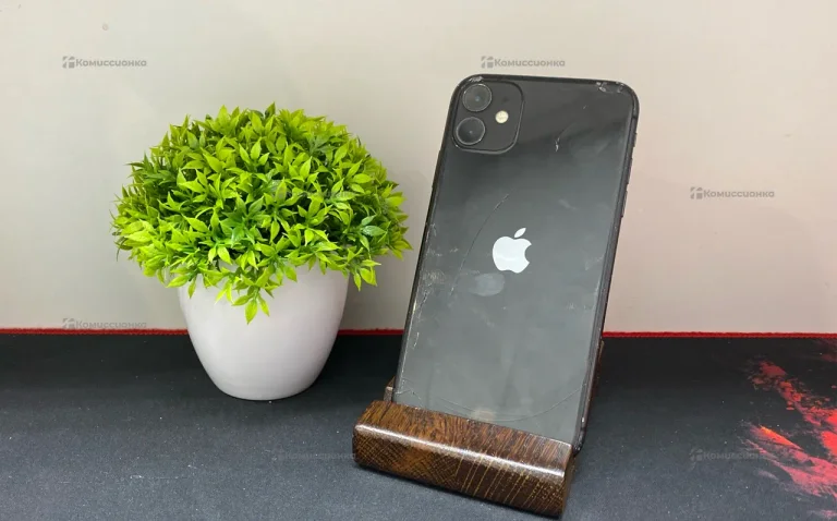 Apple iPhone 11 4/128 ГБ