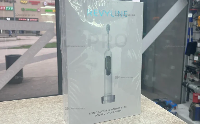 Электрическая зубная щетка Revyline RL080Pro