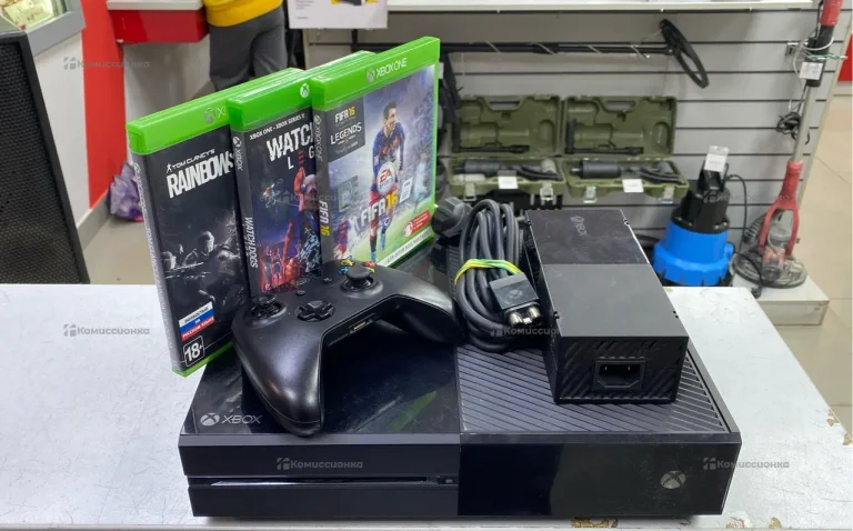 Приставка Xbox One 500Gb