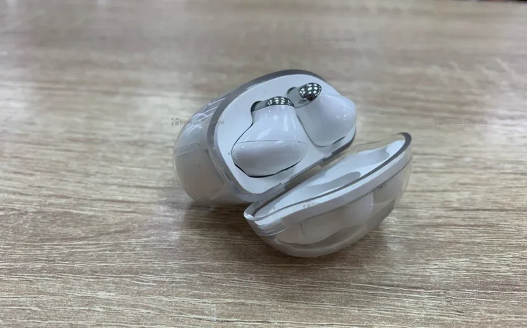 Наушники  белые