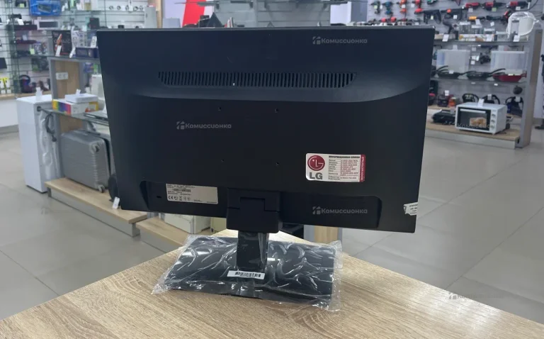 Монитор LG e1941sx