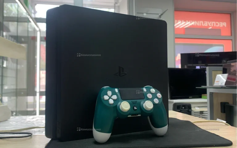 Приставка PS4. smil 1tb