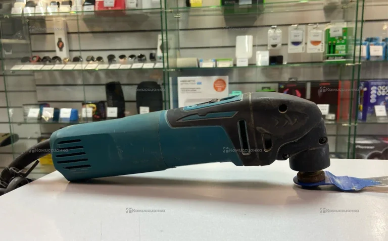 Многофункциональный инструмент makita TM3000C