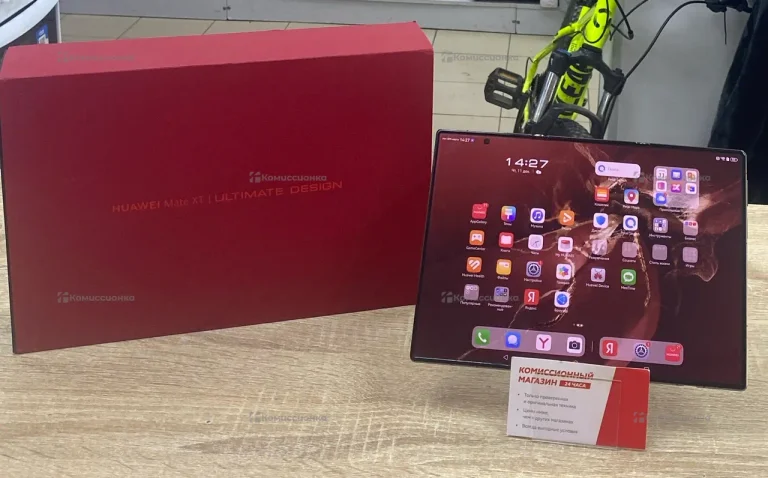 Huawei Mate XT Ultimate 16/1 ТБ