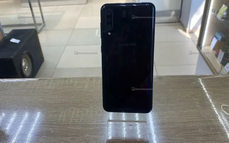 Samsung Galaxy A30s 3/32 ГБ