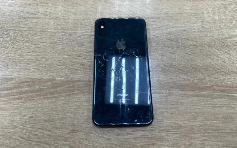 Apple iPhone XS Max 4/64 ГБ