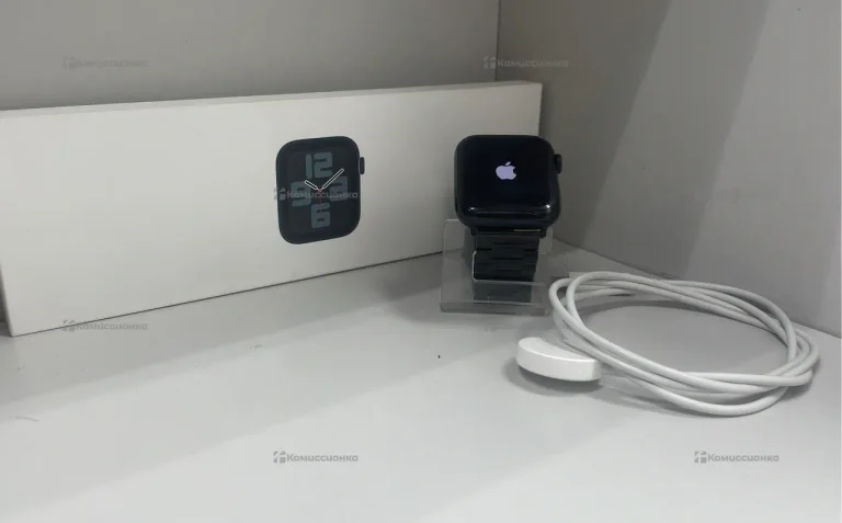 Apple Watch se2 44mm