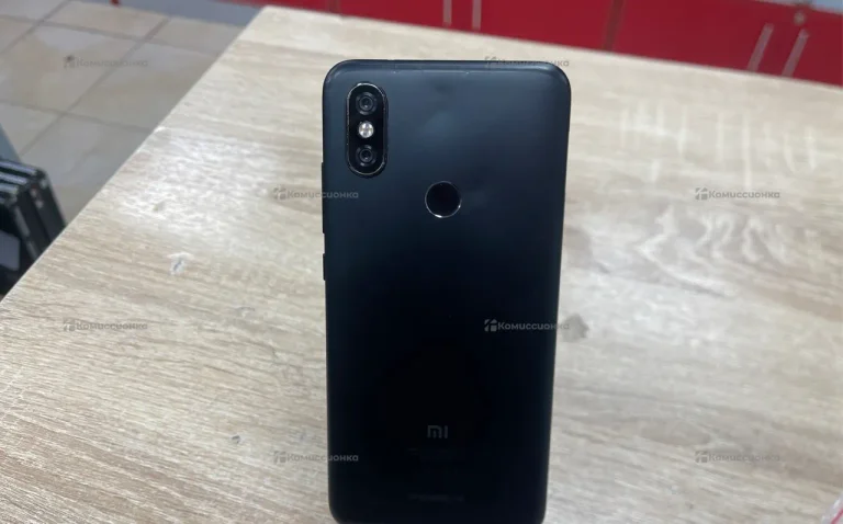 Xiaomi Mi A2 (Mi 6X) 4/64 ГБ