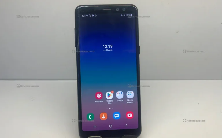 Samsung Galaxy A8 (2018) 4/32 ГБ
