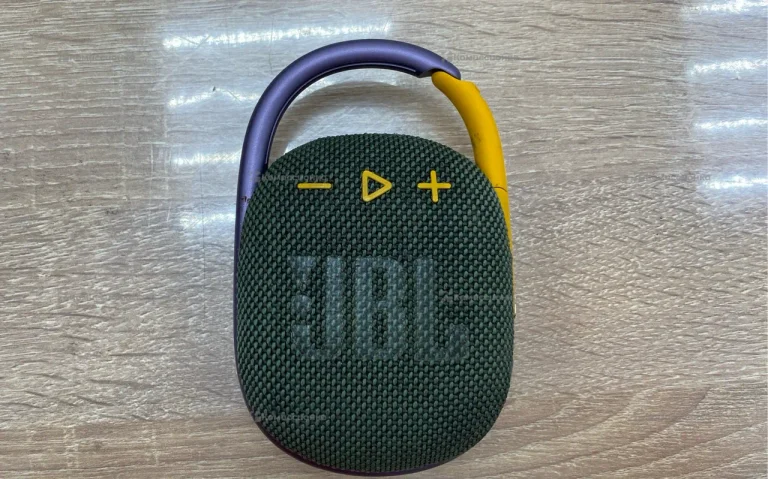 Колонка  JBl clip 4