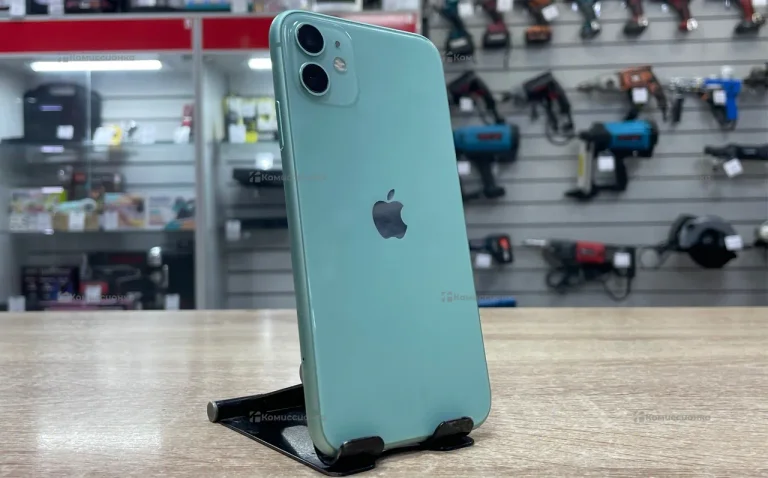 Apple iPhone 11 4/128 ГБ