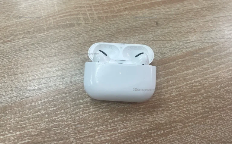 Наушники  Apple AirPods Pro