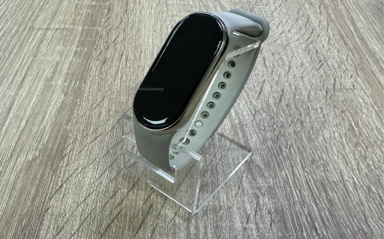 Часы Xiaomi Smart Band 8