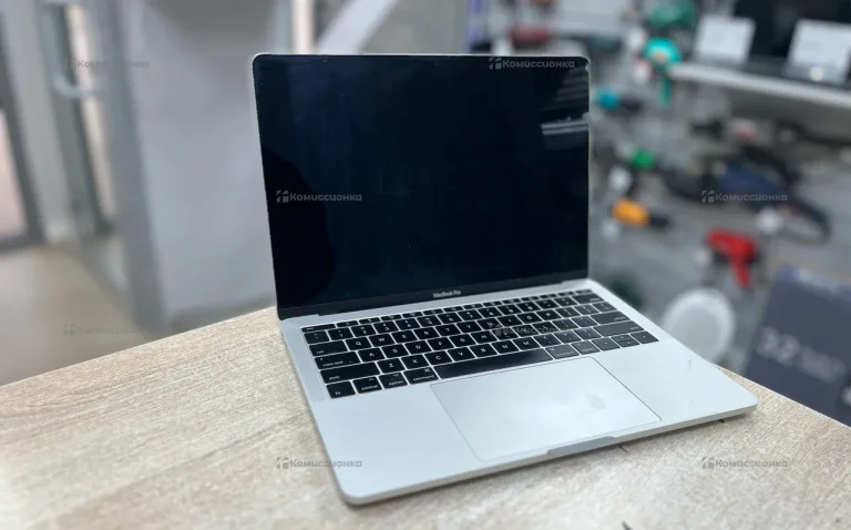 Ноутбук  MacBook Pro 13 2017 i5