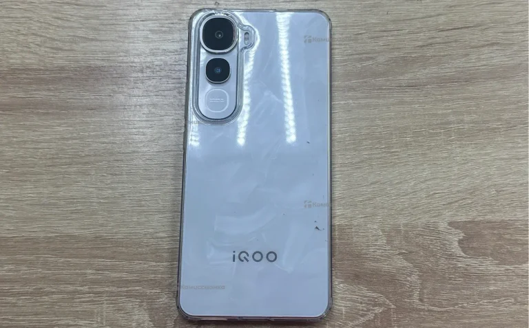 Vivo iQOO Z10 lite  8/256 ГБ