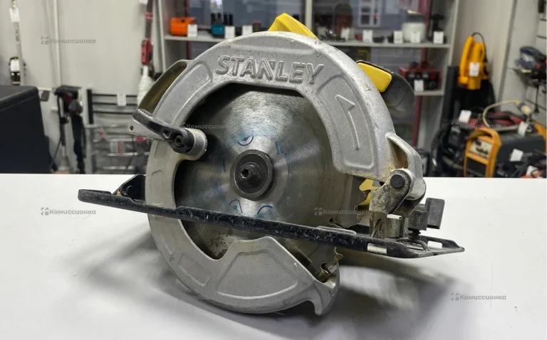 Дисковая пила Stanley SC16
