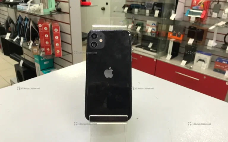 Apple iPhone 11 4/128 ГБ