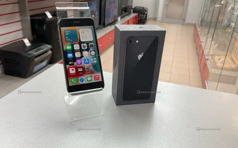 Apple iPhone 8 2/64 ГБ