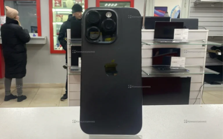 Apple iPhone 16 Pro 8/256 ГБ