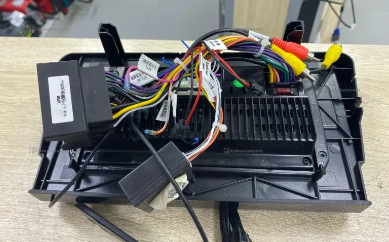 Автомагнитола  TA18